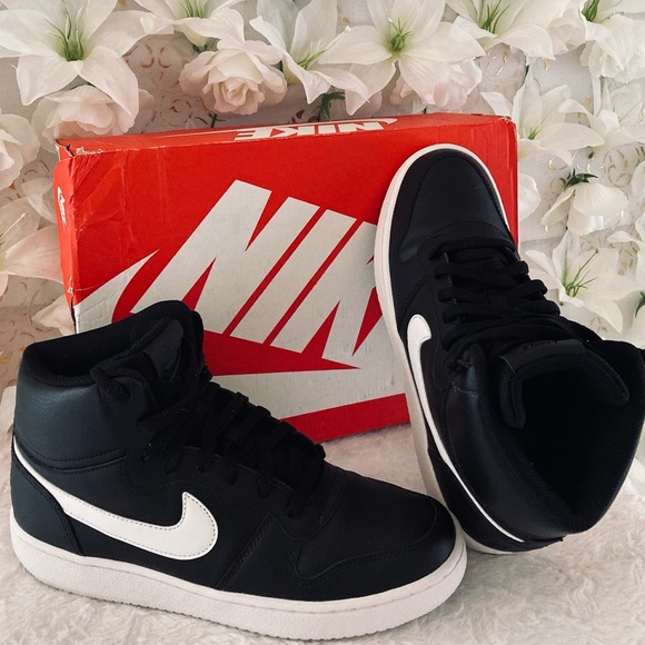 Nike Shoes - Nike! Ebernon Mid- Size 8